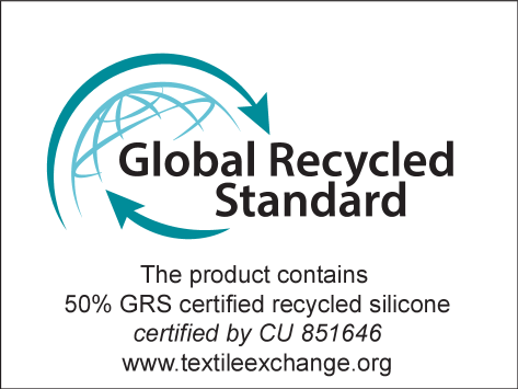 Global Recycled Standard pitser: Toode sisaldab 50% GRS sertifitseeritud taaskasutatud silikooni.