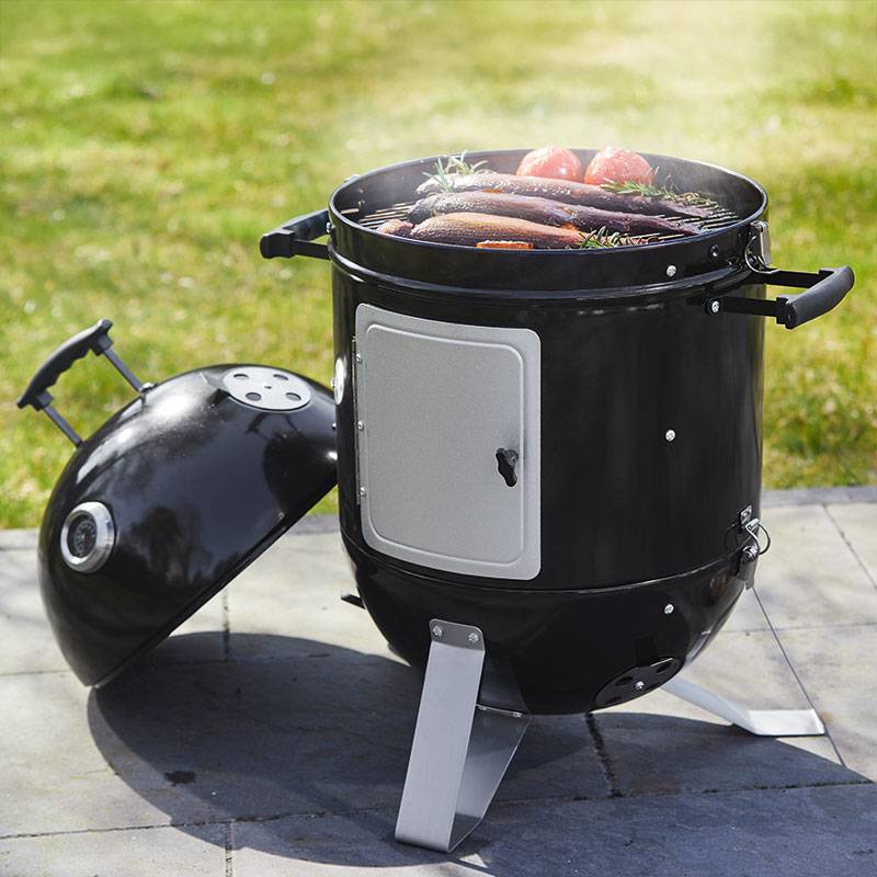 Must suitsugrill kaanega.