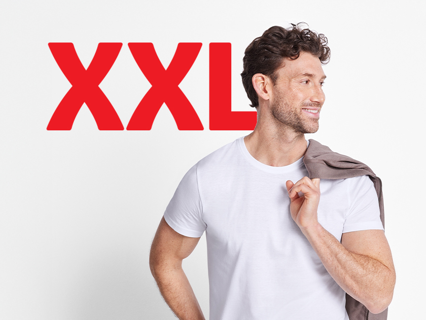 XXL suuruses valge T-särk mehele.