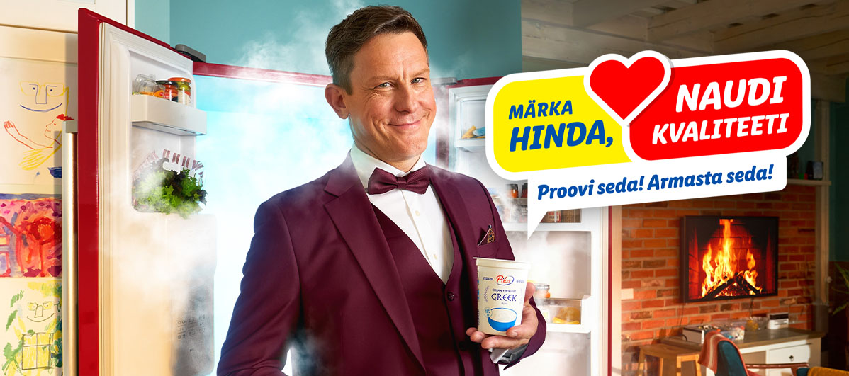 Piltti jogurt ja külmkapp täis toitu.