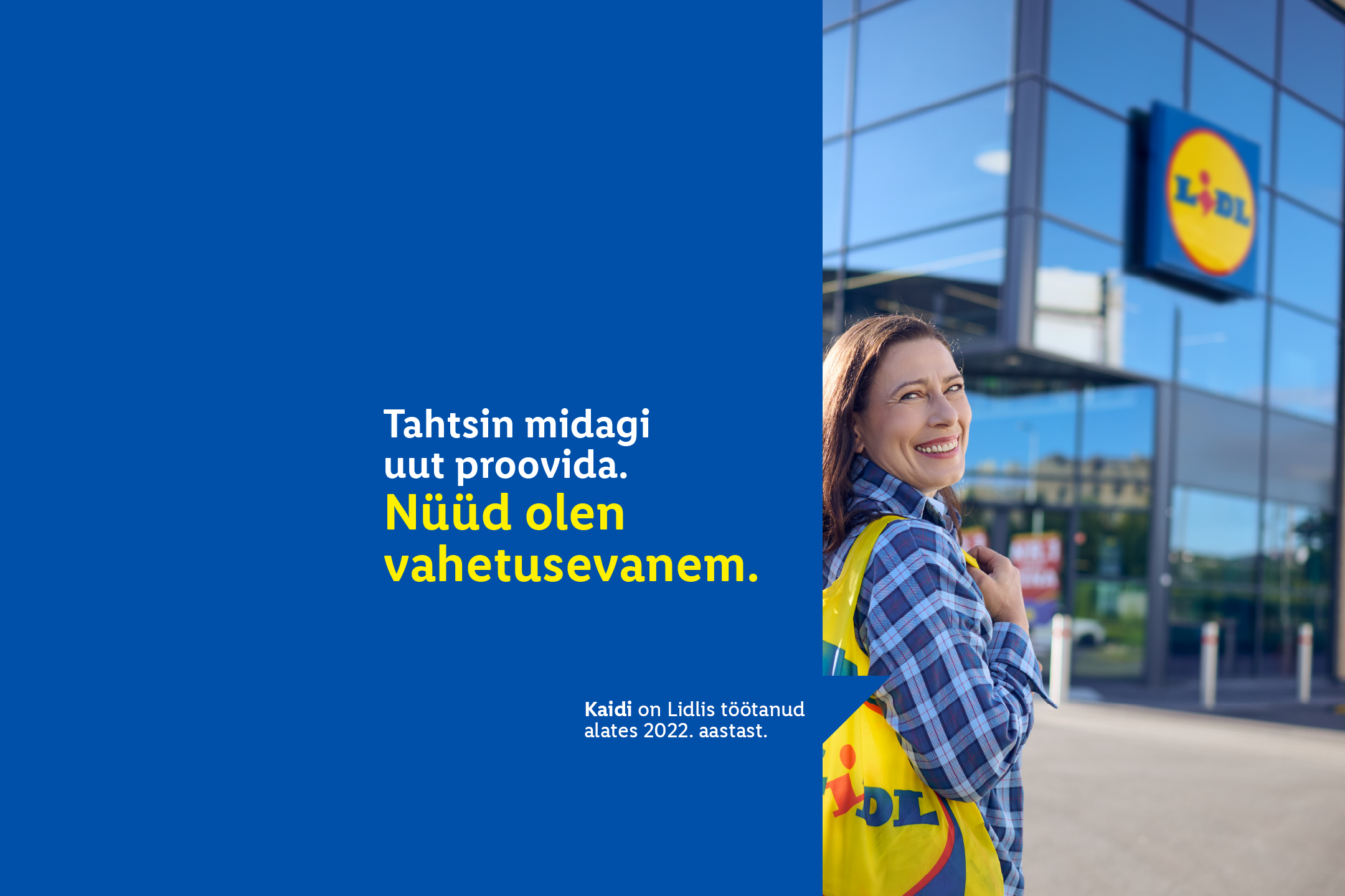 Naine naeratab, kandes kollast kotti, tekstiga 'Tahtsin midagi uut proovida. Nüüd olen vahetusevanem.'